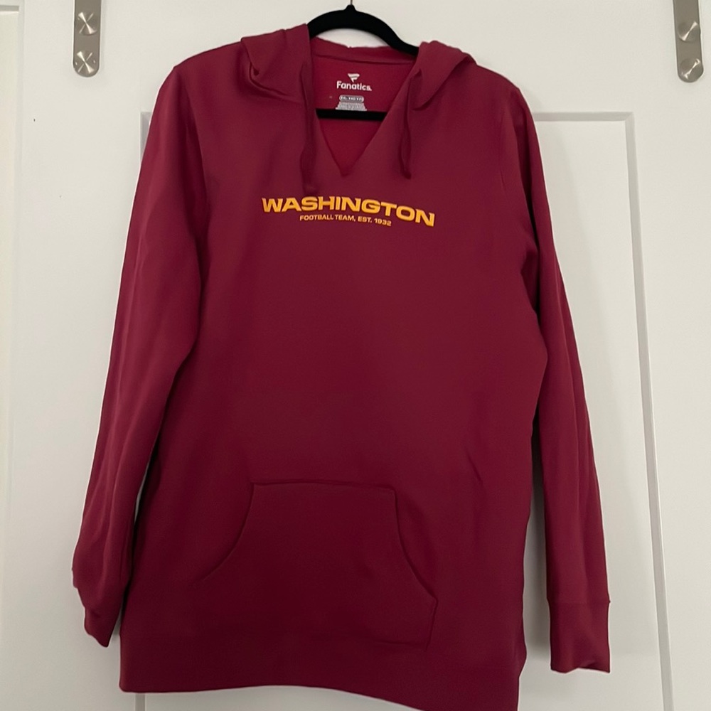 V neck hooded sweatshirt